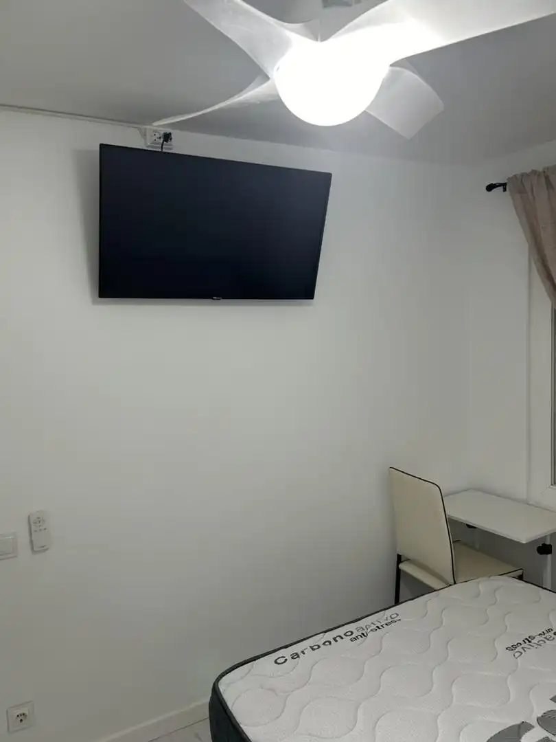 Flat for share in Sant Joan Despí  with Parquet flooring, Furnished and Oven