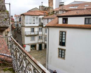 Vista exterior de Pis en venda en Santiago de Compostela 