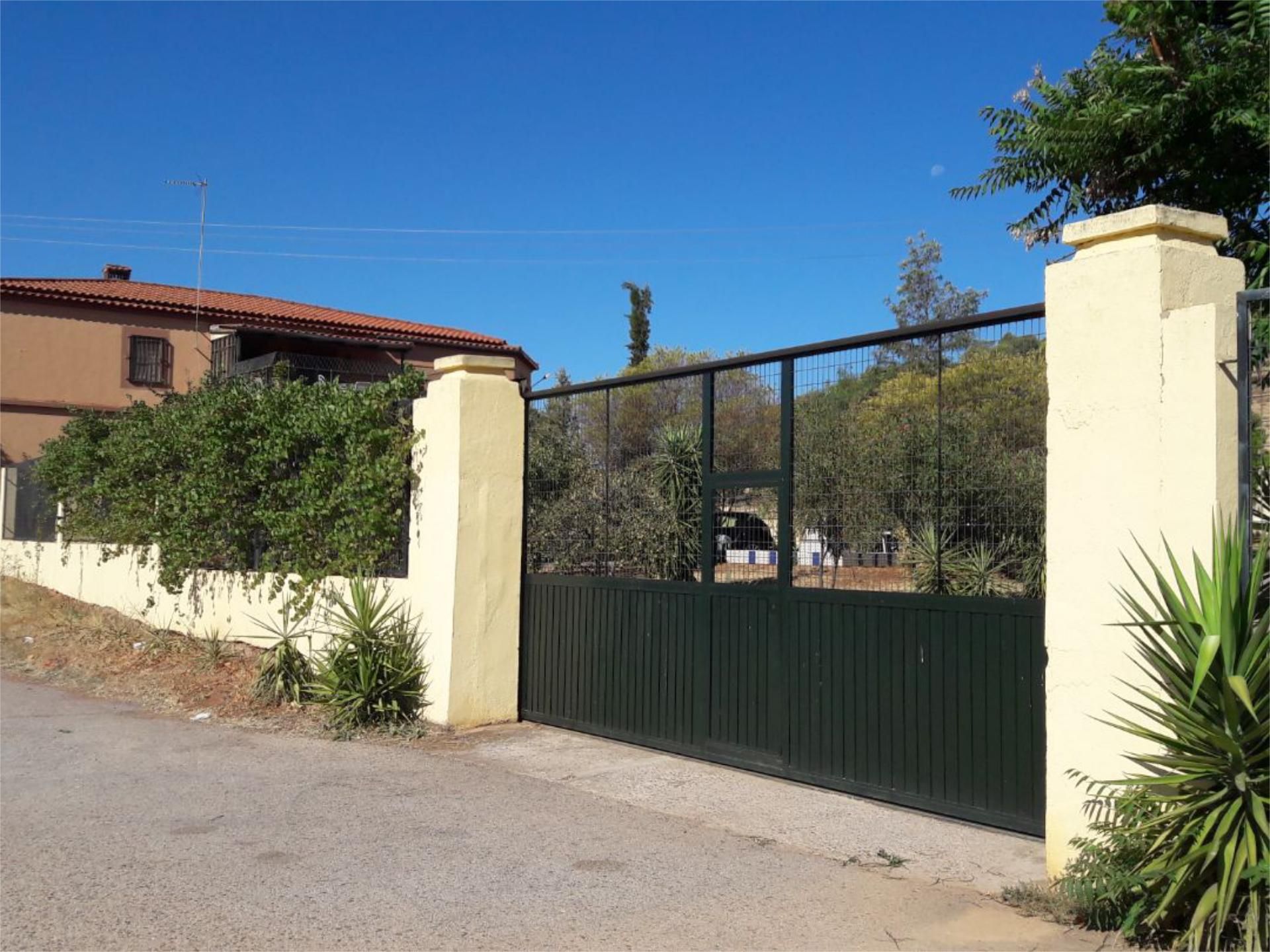 Exterior view of Land for sale in Cáceres Capital