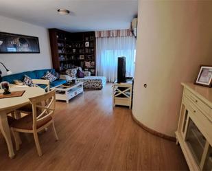 Living room of Flat for sale in  Zaragoza Capital  with Air Conditioner, Heating and Private garden