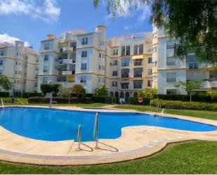 Vista exterior de Apartament de lloguer en Benalmádena amb Aire condicionat, Terrassa i Piscina