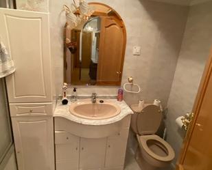 Bathroom of Apartment to share in  Madrid Capital