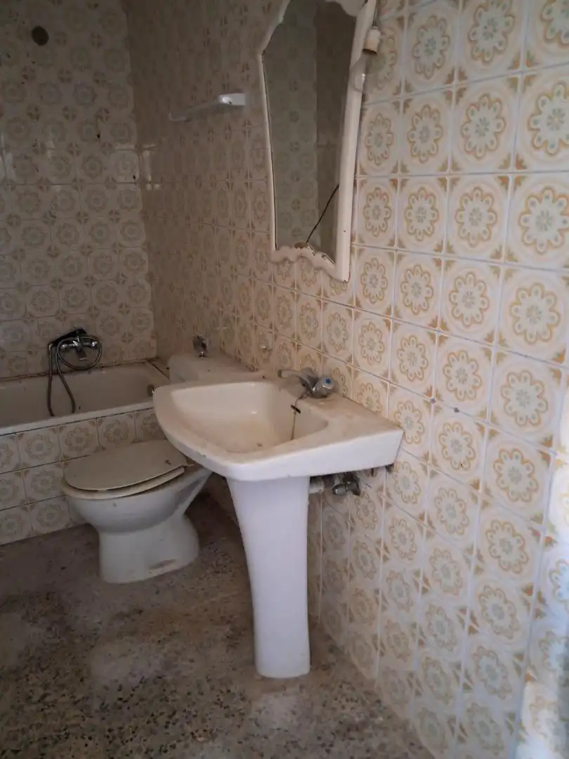 Detached homes for sale in Calle San Roque, 70, Castrillo de la Reina Bathroom of Detached homes for sale in Castrillo de la Reina