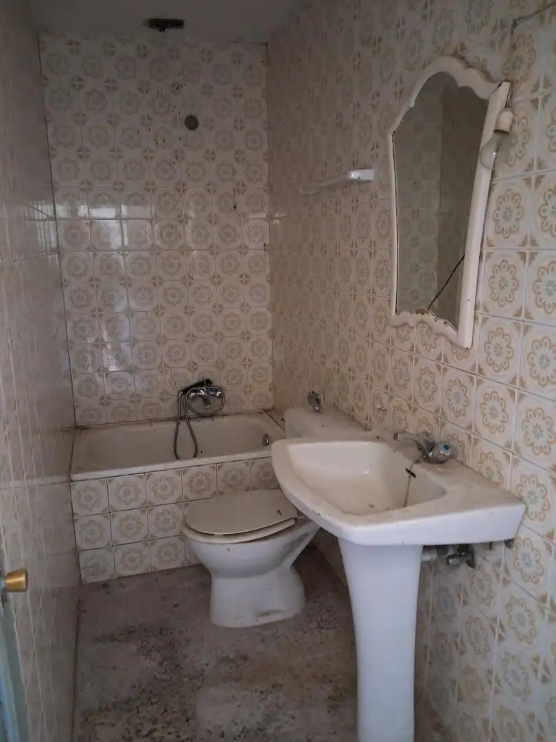 Detached homes for sale in Calle San Roque, 70, Castrillo de la Reina Bathroom of Detached homes for sale in Castrillo de la Reina