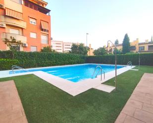 Swimming pool of Flat to rent in  Granada Capital  with Air Conditioner, Terrace and Swimming Pool