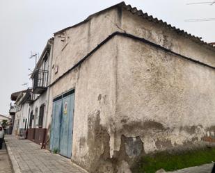 Vista exterior de Casa adosada en venda en Valdetorres de Jarama