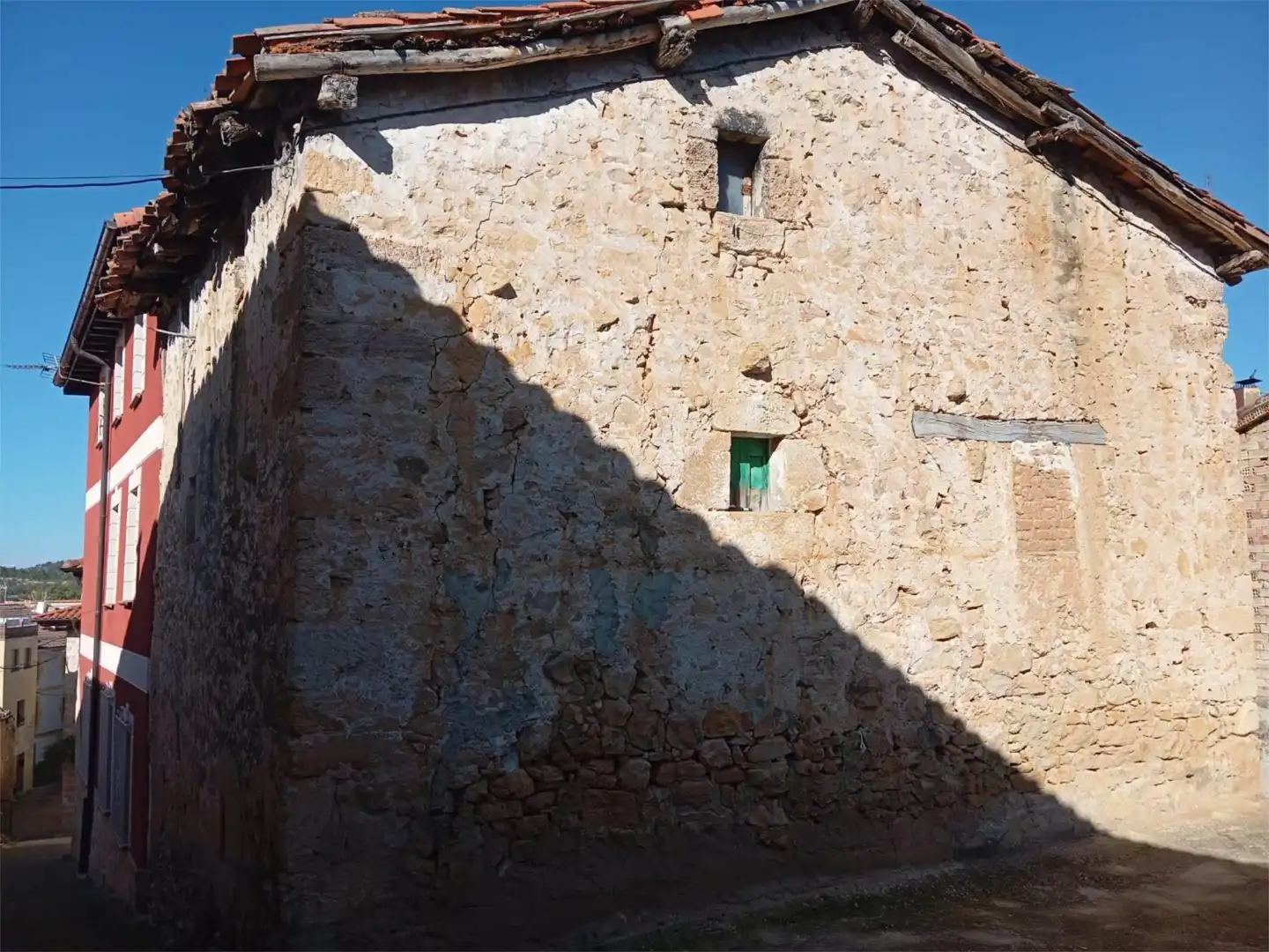 Vista exterior de Casa adosada en venta en Cillaperlata