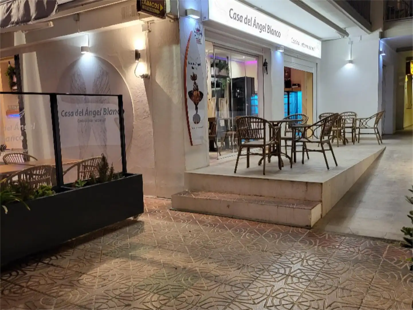 Local en venda a Calle Gregal, 1, Zona Levante - Playa Fossa Terrassa de Local en venda en Calpe / Calp amb Aire condicionat, Calefacció i Moblat
