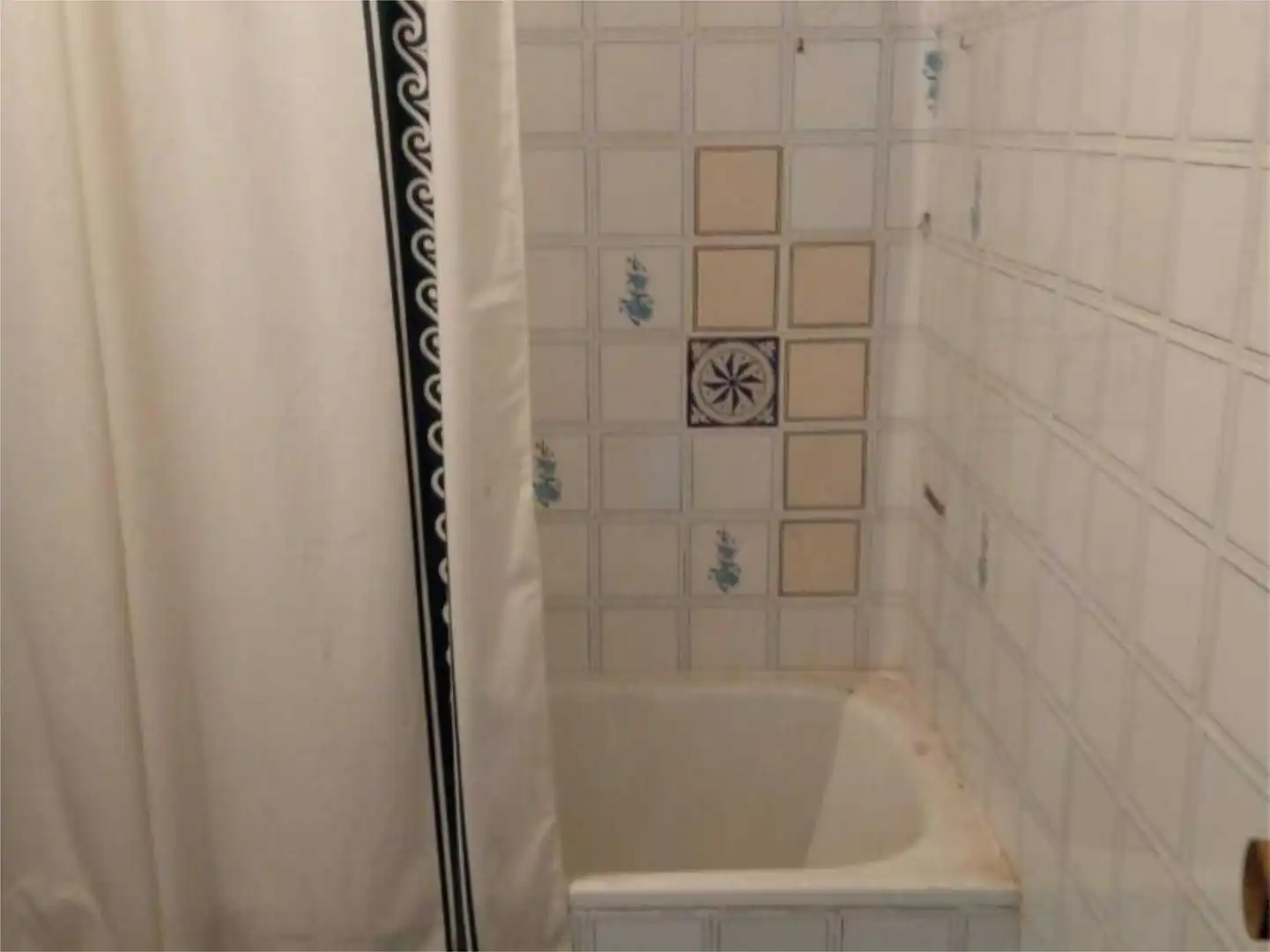 Einfamilien-Reihenhaus zum Verkauf in Calle Maestro Trinitario, 10, Torremenga Badezimmer von Einfamilien-Reihenhaus zum Verkauf in Torremenga mit Privatgarten, Abstellraum und Balkon