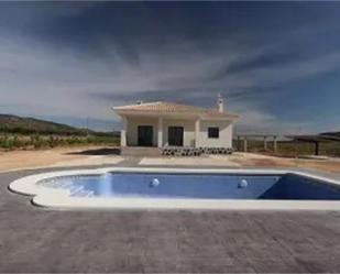 Piscina de Casa o xalet en venda en El Pinós / Pinoso amb Aire condicionat, Terrassa i Piscina