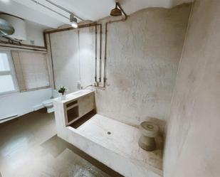 Bathroom of Premises to rent in  Barcelona Capital  with Air Conditioner and Heating