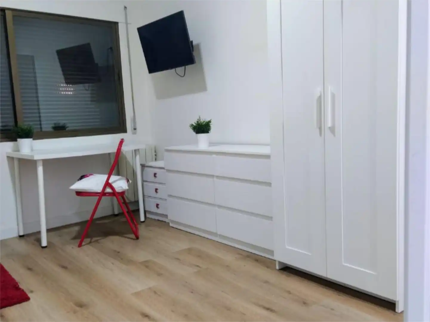 Estudio de alquiler en Calle del Nogal, 7, Berruguete Habitación de Estudio de alquiler en Madrid con Calefacción y Amueblado