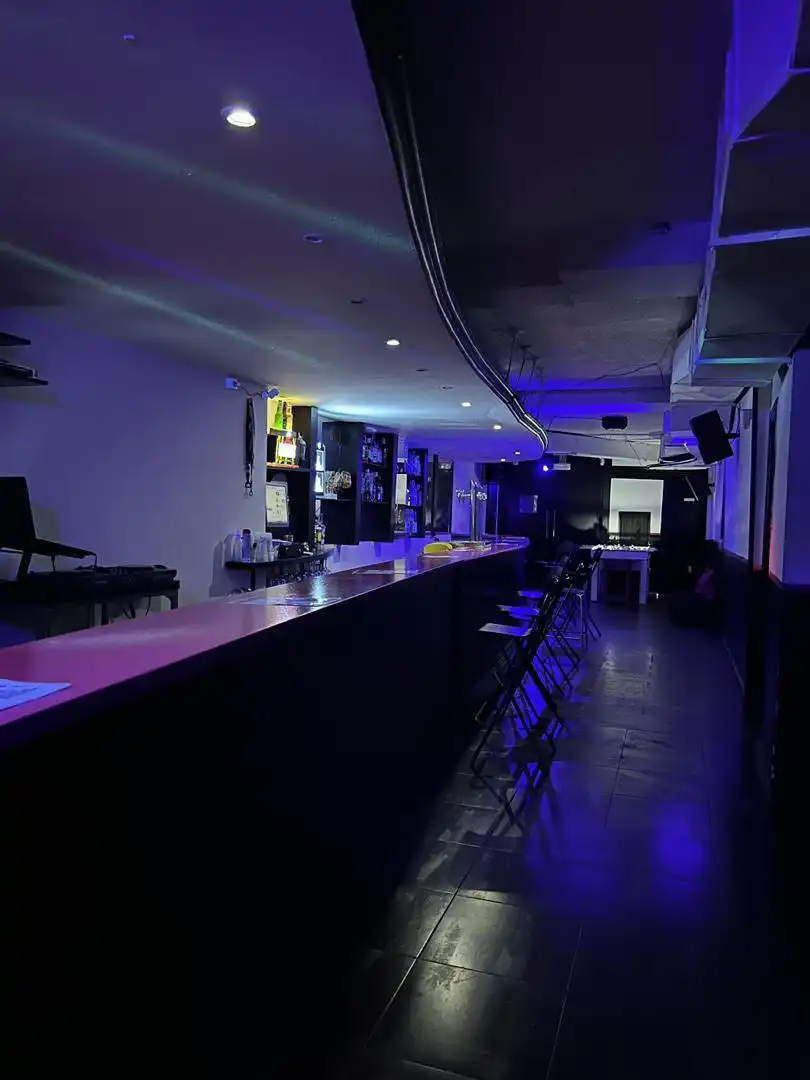 Local en traspaso en Zaragoza con Aire acondicionado