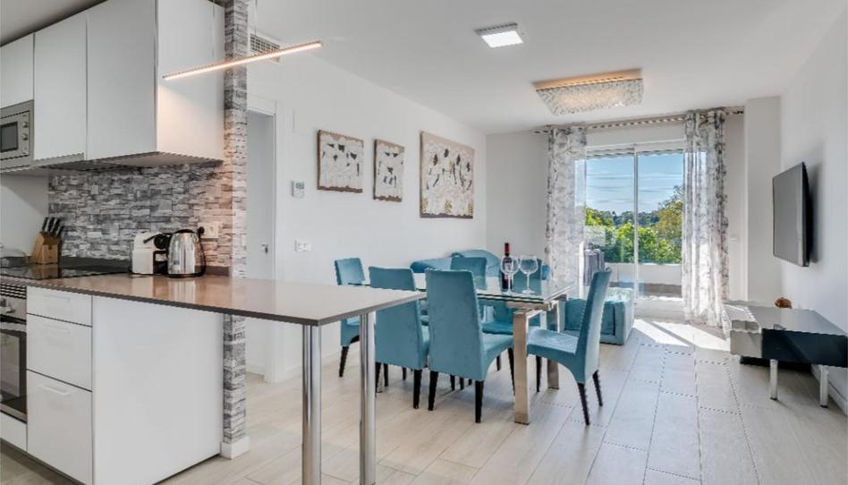 Flat to rent in Calle Miguel Delibes, 15, Rodeo Alto - Guadaiza - La Campana, Marbella - image 1 Photo 1 of Flat to rent in Calle Miguel Delibes, 15, Rodeo Alto - Guadaiza - La Campana, Marbella