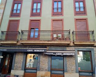 Exterior view of Flat for sale in Bergara  with Heating, Furnished and Oven