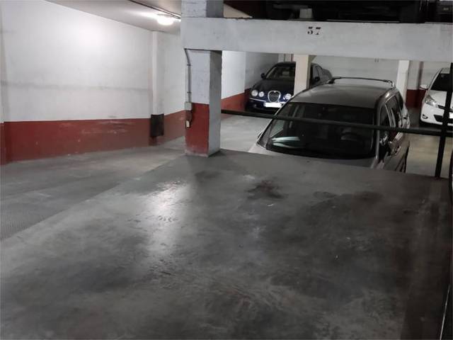 Garaje en Venta en Calle de Cristóbal Amorós, 65 en El Carril - Paseo de Chapi