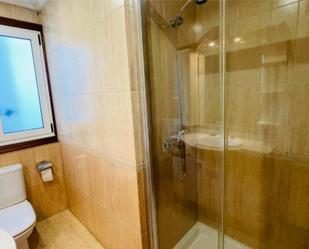 Bathroom of Flat to share in Ourense Capital 