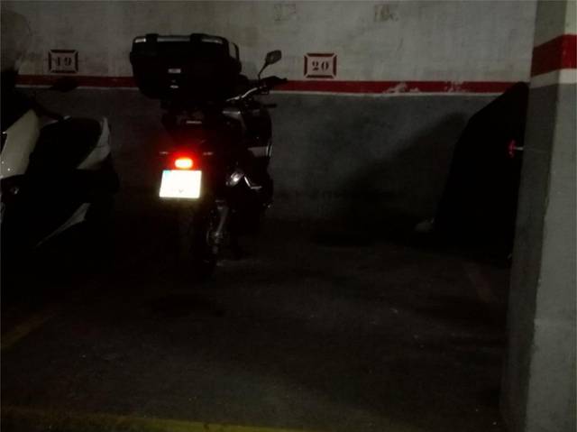 Garaje en Alquiler en Carretera d'Esplugues, 124 en La Gavarra