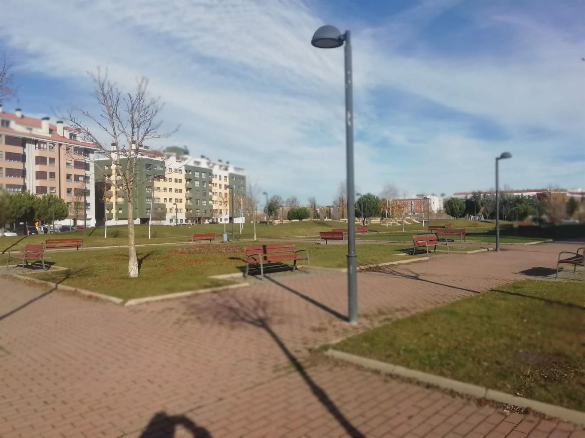 Vista exterior de Piso en venta en Burgos Capital con Aire acondicionado, Calefacción y Parquet