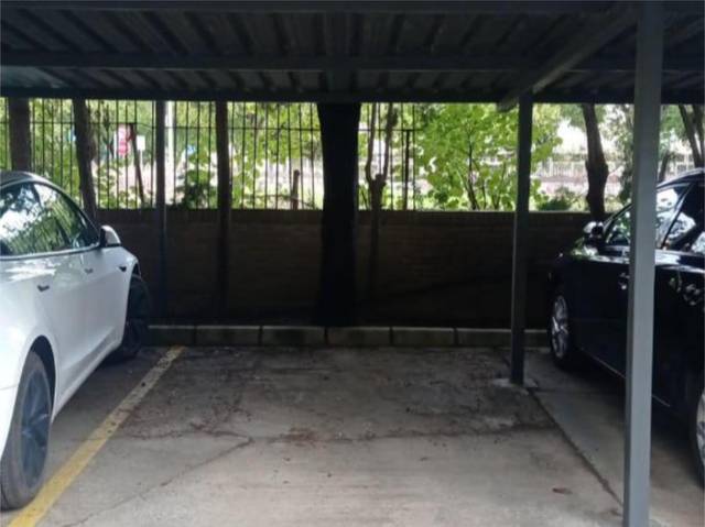 Garaje en Alquiler en Calle Augusto Peyré, 1 en Parque Alcosa