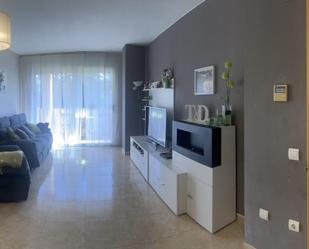 Living room of Flat for sale in Valls  with Air Conditioner and Balcony