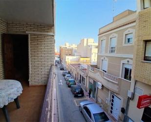 Vista exterior de Casa adosada en venda en Garrucha amb Aire condicionat, Terrassa i Balcó