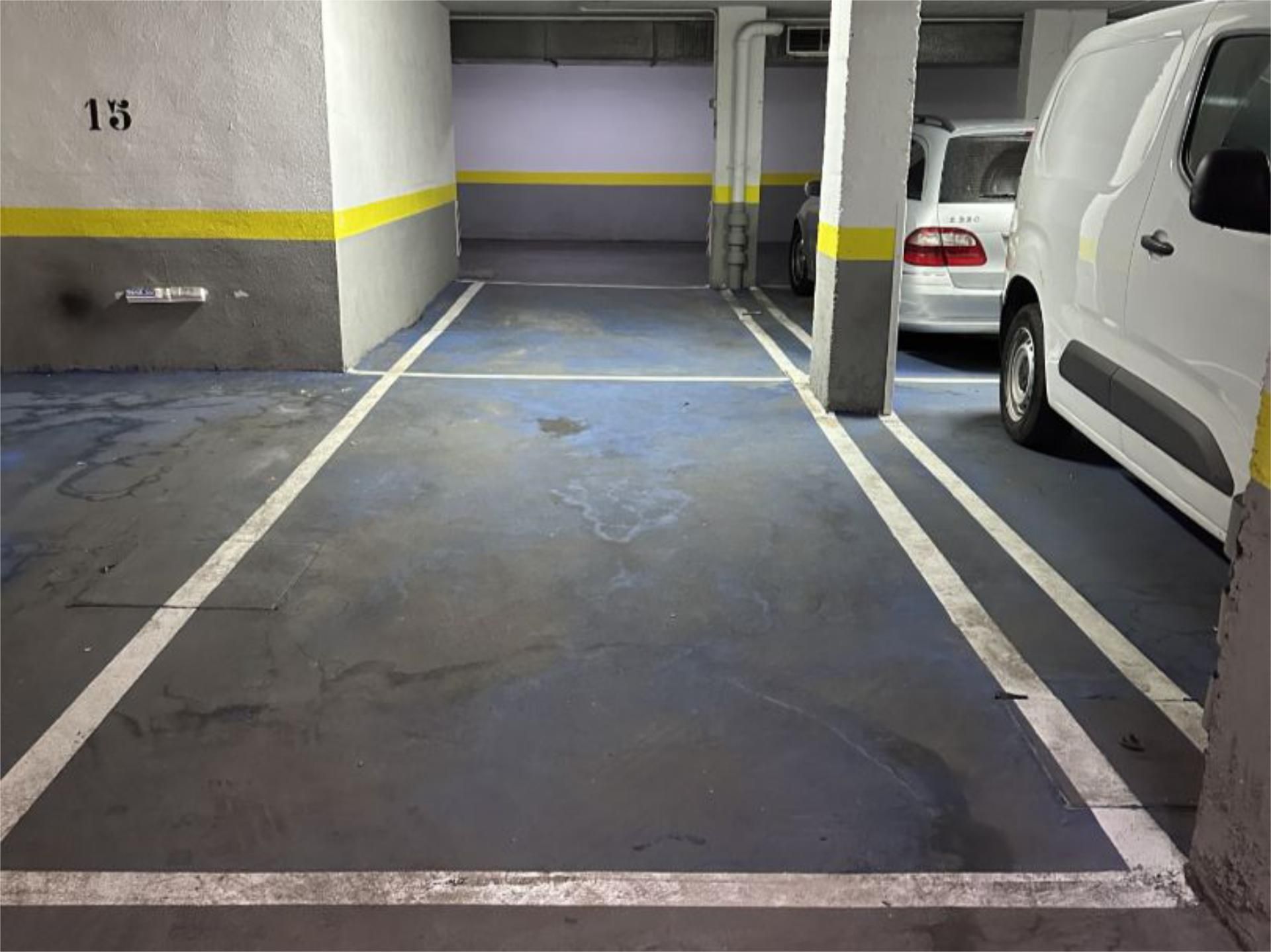 Parking of Garage for sale in  Madrid Capital