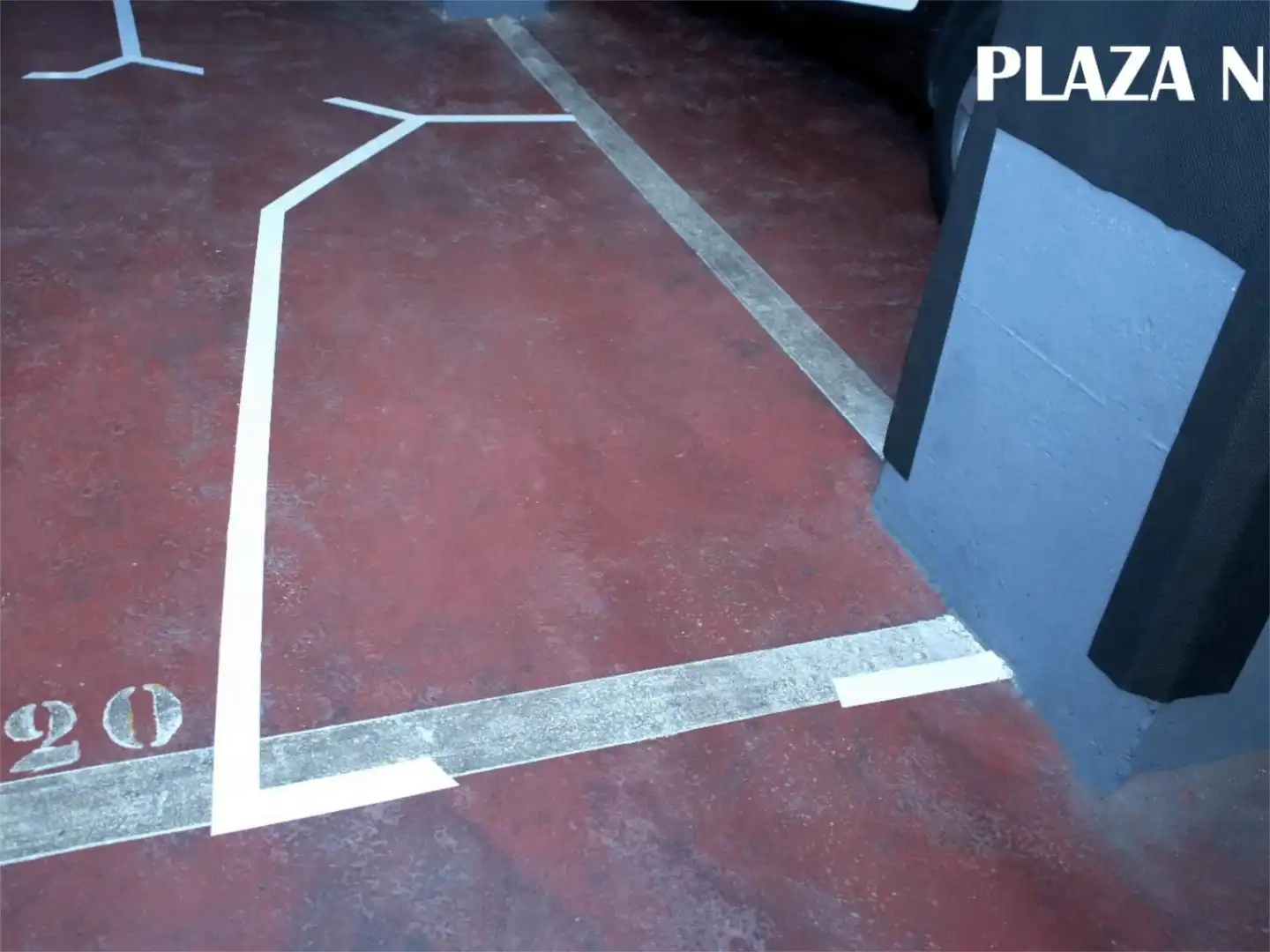 Garaje de alquiler en Carrer de Rocafort, 237, La Nova Esquerra de l'Eixample Garaje de alquiler en Barcelona
