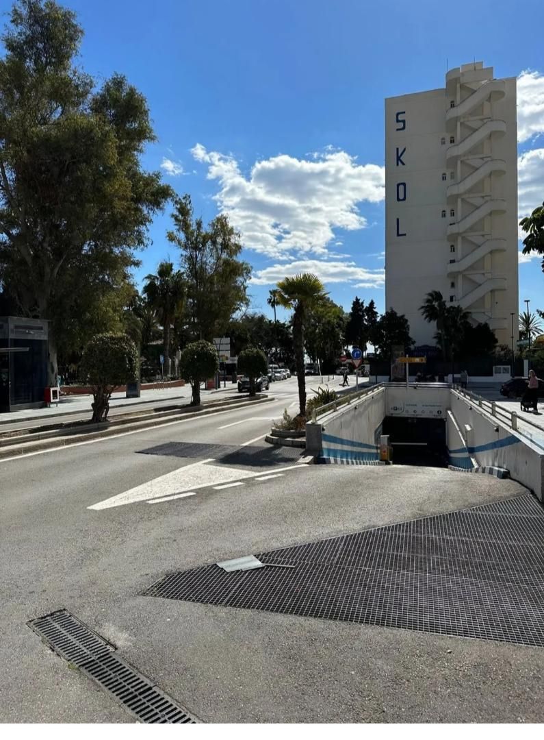 Vista exterior de Garatge de lloguer en Marbella