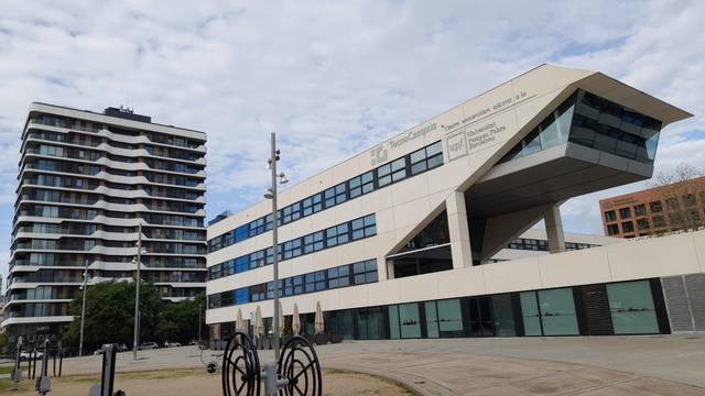 Garaje en Alquiler en Carrer de Tordera, 22 en El Rengle