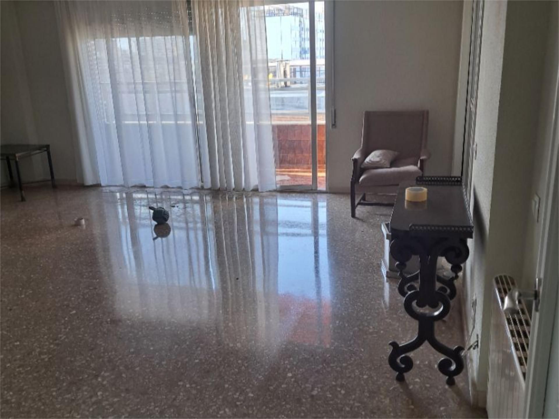 Attic to rent in  Valencia Capital  with Air Conditioner, Heating and Terrace