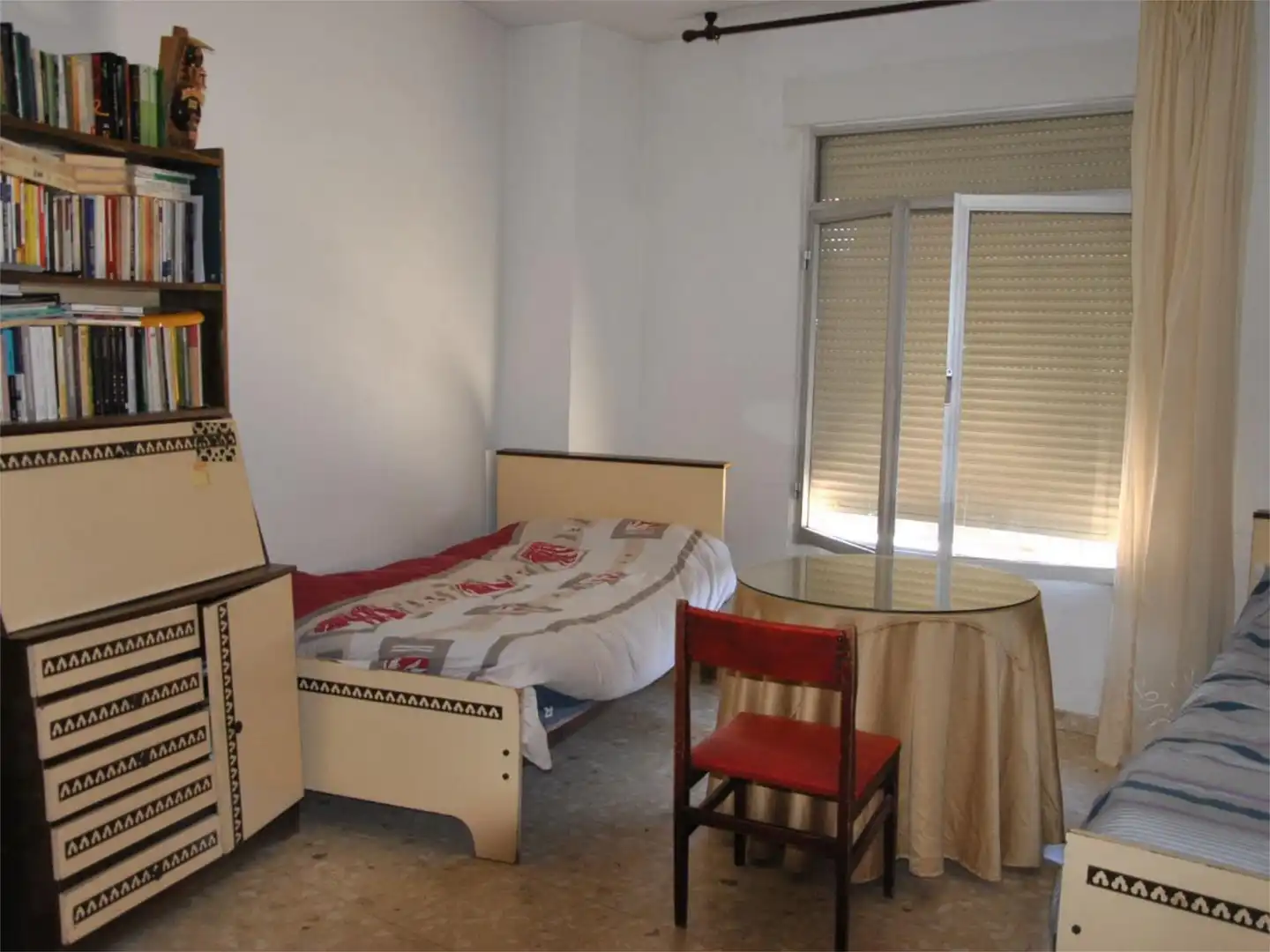 Einfamilien-Reihenhaus zum Verkauf in Plaza del Gallo, 3, Centro ciudad Schlafzimmer von Einfamilien-Reihenhaus zum Verkauf in Linares mit Terrasse und Balkon
