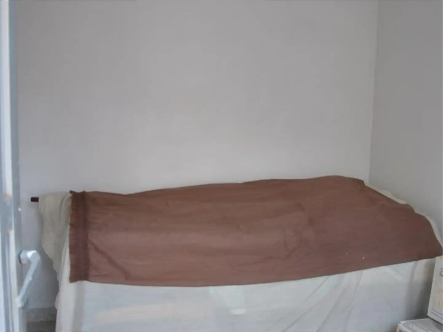 Einfamilien-Reihenhaus zum Verkauf in Plaza del Gallo, 3, Centro ciudad Schlafzimmer von Einfamilien-Reihenhaus zum Verkauf in Linares mit Terrasse und Balkon