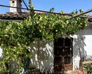 Jardí de Finca rústica en venda en Madroñera amb Piscina