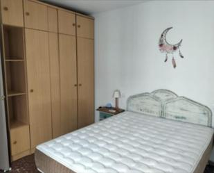 Dormitori de Apartament de lloguer en  Córdoba Capital amb Aire condicionat, Terrassa i Balcó