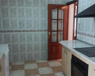 Kitchen of Flat for sale in Mairena del Aljarafe  with Air Conditioner, Terrace and Balcony