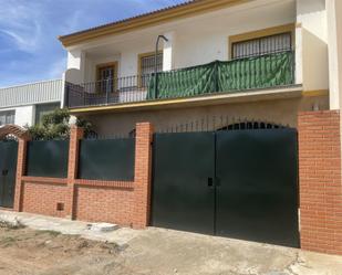 Vista exterior de Casa adosada en venda en Teba