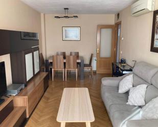 Living room of Flat for sale in  Madrid Capital  with Air Conditioner and Swimming Pool