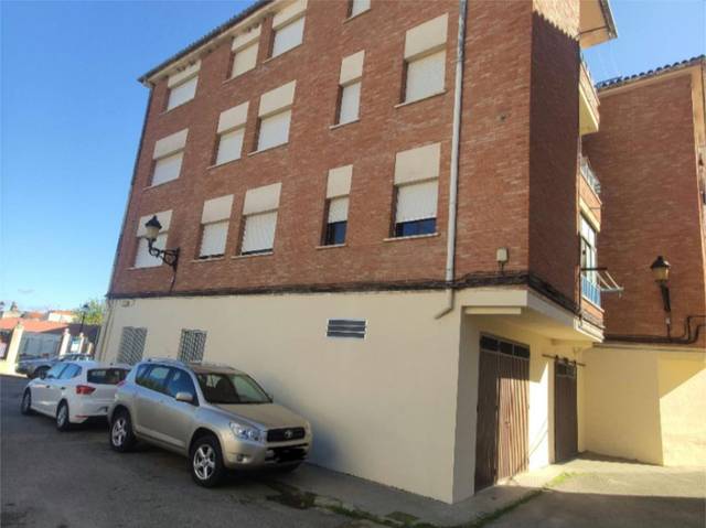 Piso en Venta en Calle Buenos Aires, 1a en Valencia de Alcántara