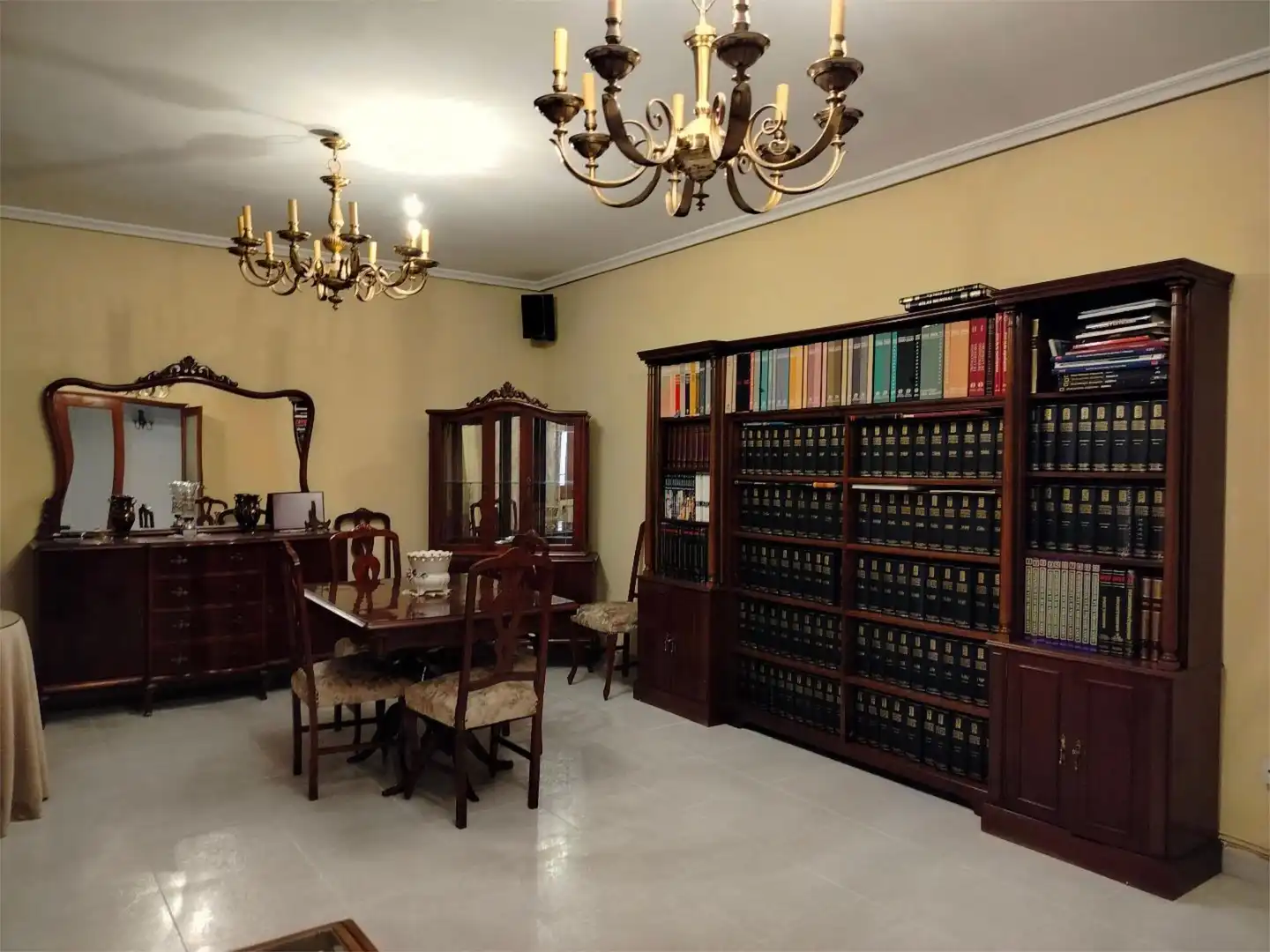 Flat for sale in Zona Centro - Ayuntamiento Flat for sale in Pinto with Air Conditioner, Heating and Private garden