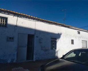 Exterior view of House or chalet for sale in Santiago de la Puebla