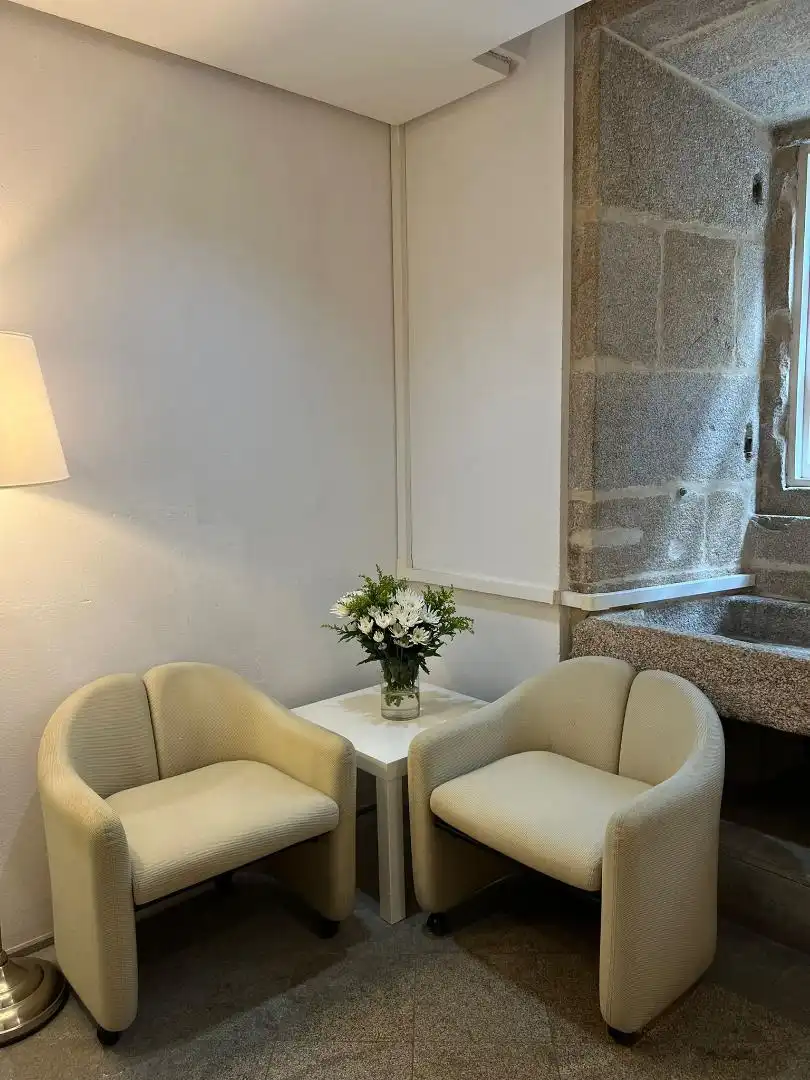 Oficina de lloguer a Praza da Quintana de Vivos, 1, Casco Histórico Oficina de lloguer en Santiago de Compostela