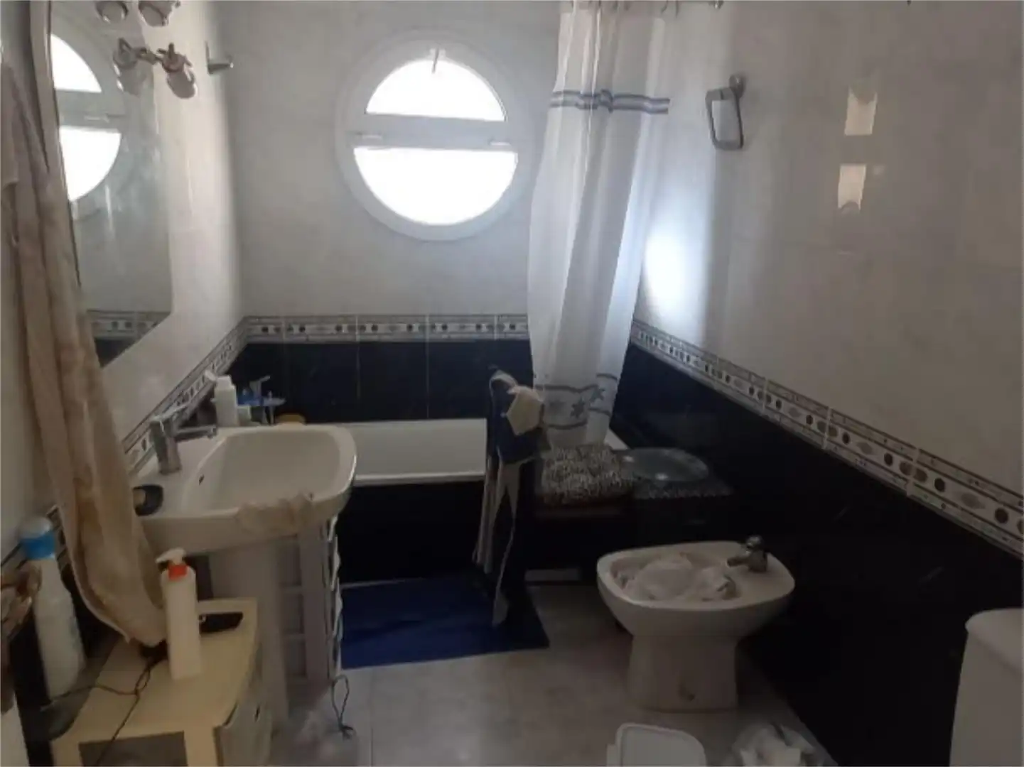 Bathroom of Houses for sale in Chiclana de la Frontera  with Air Conditioner, Heating and Terrace