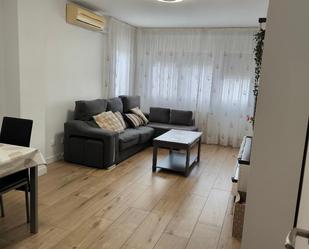 Living room of Flat for sale in  Madrid Capital  with Air Conditioner