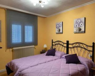 Bedroom of Apartment for sale in Cistierna  with Heating and Furnished