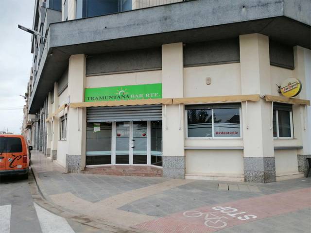 Local comercial en Alquiler en Carrer Vicente Martí, 28 en Benifaió