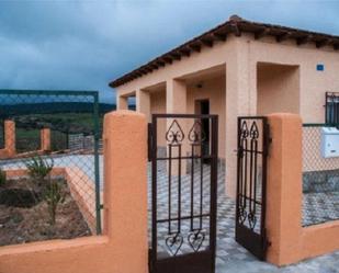 Exterior view of Single-family semi-detached for sale in El Parral  with Terrace