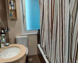 Bathroom of Flat to rent in A Coruña Capital 