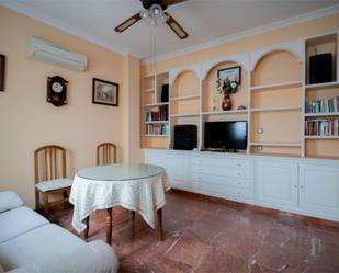 Living room of Single-family semi-detached for sale in Morón de la Frontera  with Air Conditioner, Terrace and Furnished