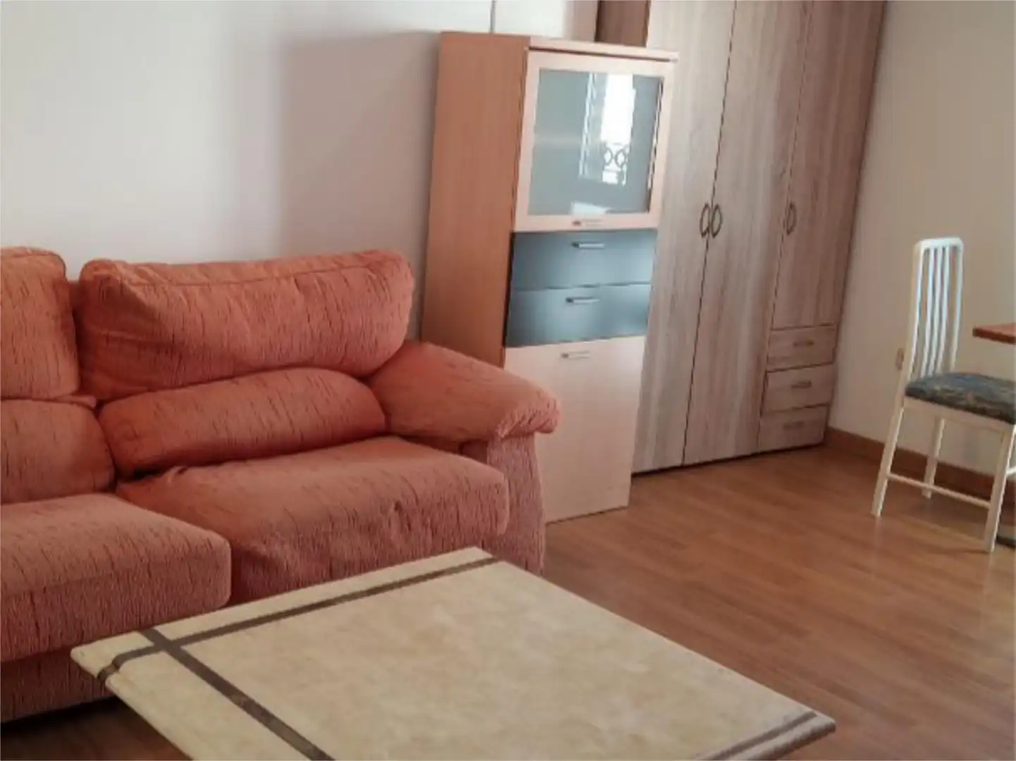 Habitació a Travesía Rollo, 6, Béjar Sala d'estar de Pis per a compartir en Béjar amb Terrassa i Moblat